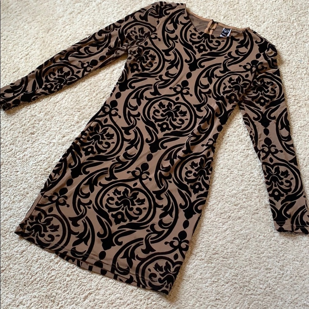 beautiful black and tan bodycon dress